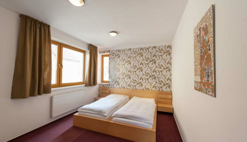 Pension Pod Skalkou Český Krumlov - č.3 a č.4 - Dvoulůžkový pokoj bez balkonu/terasy